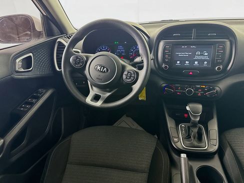 Used 2021 Kia Soul S image 25