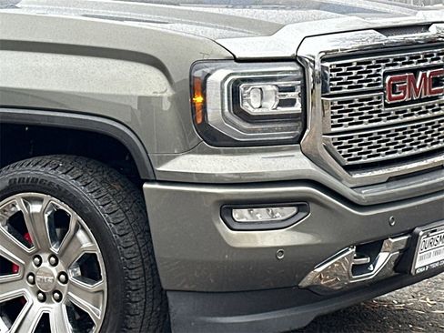 Used 2018 GMC Sierra 1500 Denali w/ Denali Ultimate Package image 5