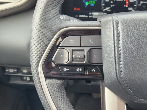 Used 2023 Toyota Sequoia Limited image 29