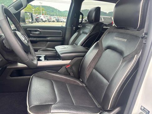 Used 2026 RAM 1500 Laramie AWD/4WD image 10