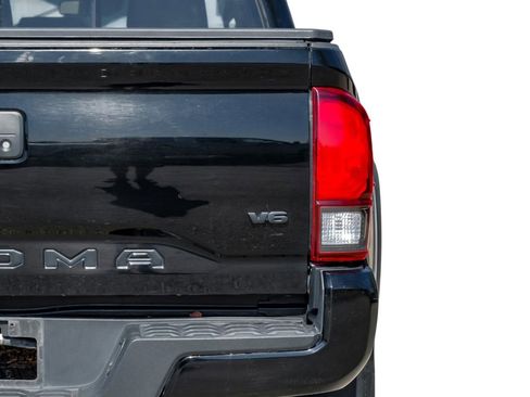 Used 2023 Toyota Tacoma SR5 w/ Trail Edition image 52