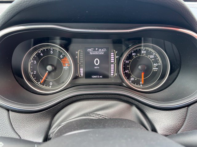 Used 2019 Jeep Cherokee Latitude w/ Cold Weather Group AWD/4WD image 22
