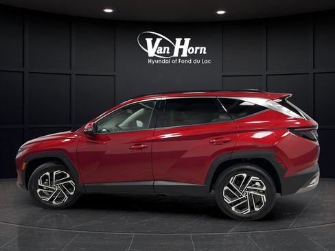 Used 2026 Hyundai Tucson Limited AWD/4WD image 4