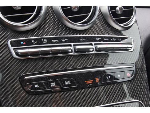 Used 2022 Mercedes-Benz GLC 43 AMG 4MATIC image 23
