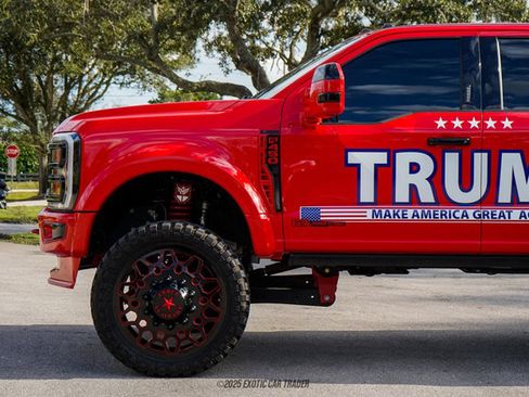 Used 2023 Ford F450 Lariat w/ FX4 Off-Road Package image 4