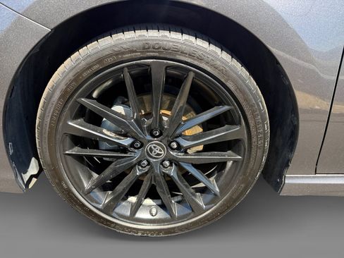 Used 2024 Toyota Camry XSE FWD image 9