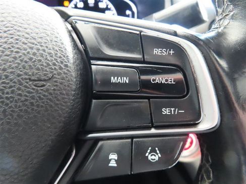 Used 2018 Honda Accord EX-L image 17