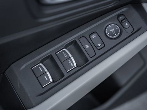 Used 2023 Honda Accord LX image 30