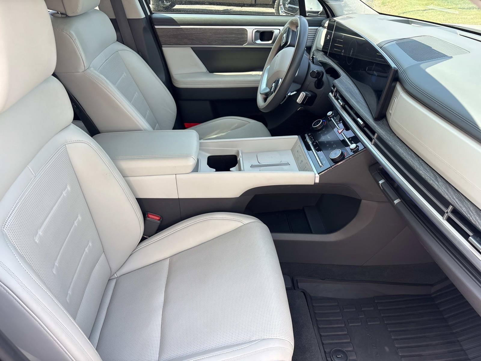 Used 2024 Hyundai Santa Fe Calligraphy AWD/4WD image 35