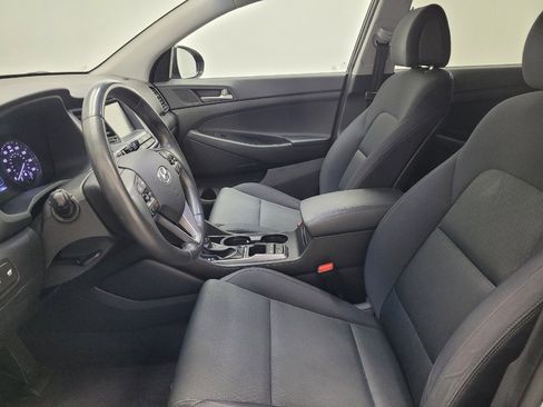 Used 2018 Hyundai Tucson Value FWD image 17