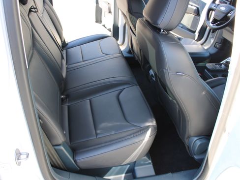 Used 2024 Ford Maverick Lariat w/ Black Appearance Package image 14