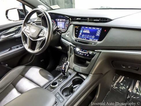 Certified 2023 Cadillac XT5 Premium Luxury w/ Technology Package FWD image 26