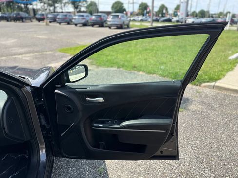 Used 2018 Dodge Charger GT AWD/4WD image 19