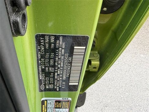 Used 2023 Hyundai Venue SE w/ Cargo Package image 17