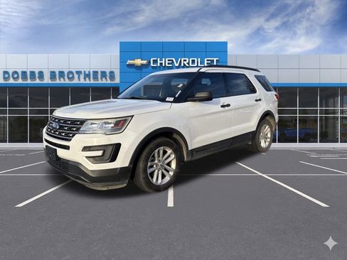 Used 2017 Ford Explorer FWD image 3