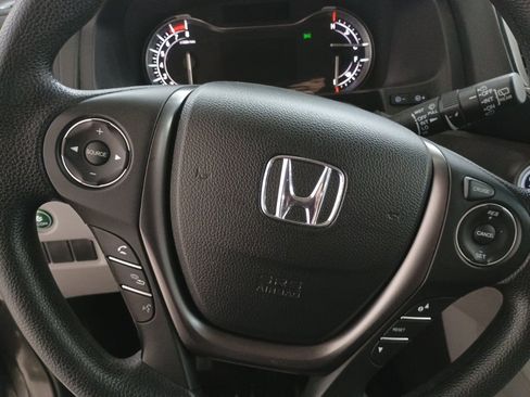 Used 2018 Honda Pilot LX image 18