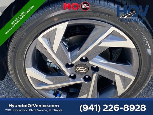 Certified 2026 Hyundai Elantra Limited FWD image 37