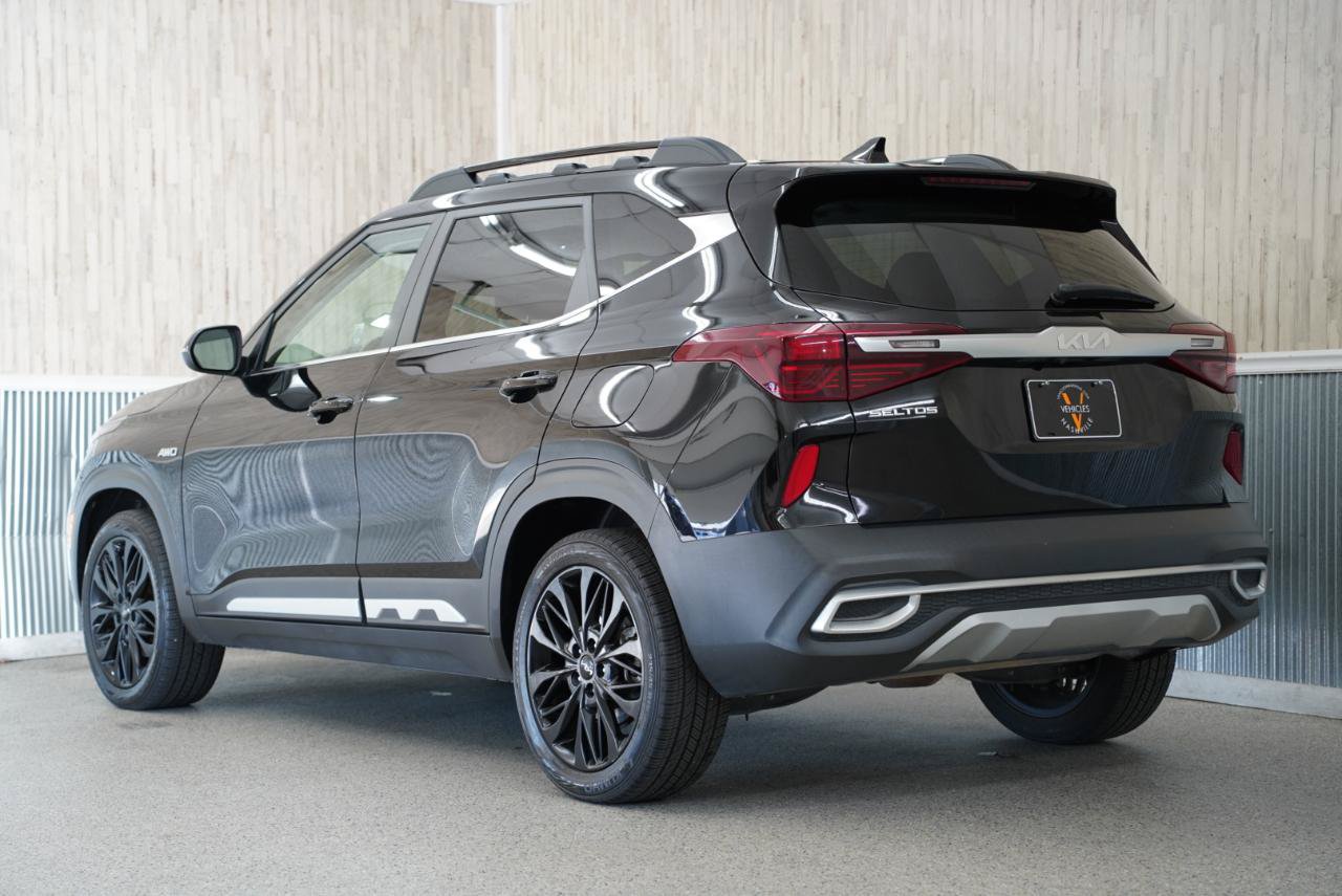 Used 2022 Kia Seltos Nightfall Edition AWD/4WD image 7