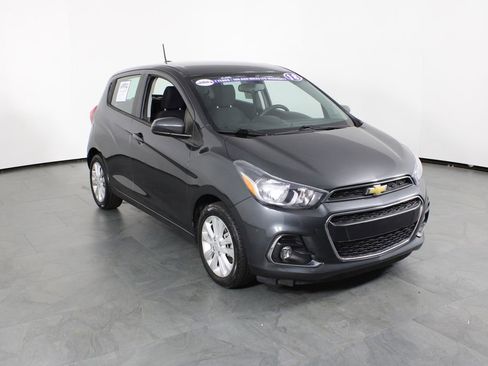 Used 2018 Chevrolet Spark LT image 4
