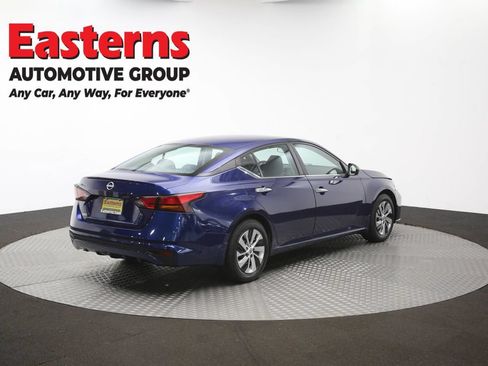 Used 2024 Nissan Altima 2.5 S FWD image 39