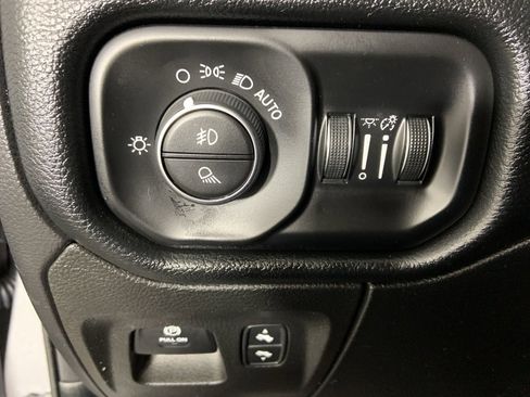 Used 2020 RAM 1500 Laramie image 9
