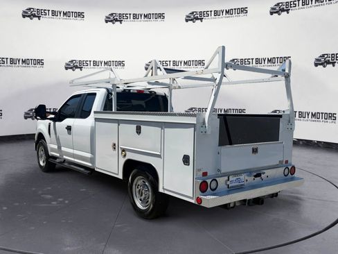 Used 2022 Ford F250 XL w/ Power Equipment Group RWD image 6