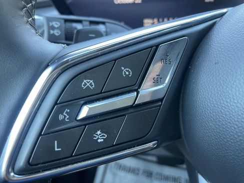 Used 2025 Buick Enclave Sport Touring image 17