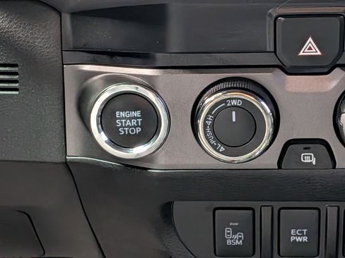 Used 2023 Toyota Tacoma TRD Off-Road image 28