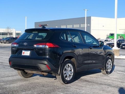 Certified 2023 Toyota Corolla Cross L image 5