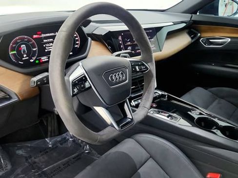 Used 2023 Audi e-tron GT Premium Plus AWD/4WD image 51