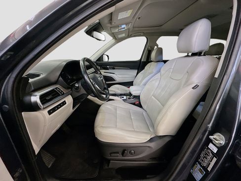 Used 2021 Kia Telluride EX w/ EX Premium Package AWD/4WD image 13
