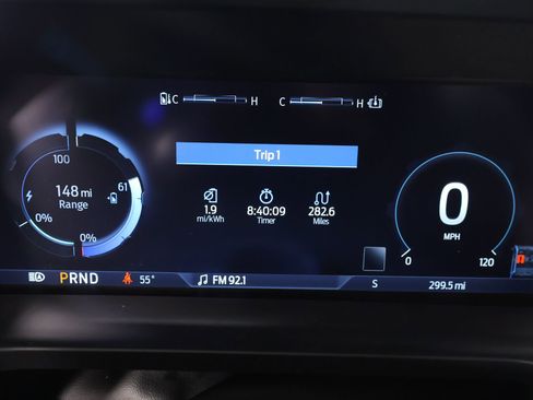 Used 2025 Ford F150 Lightning Flash image 4