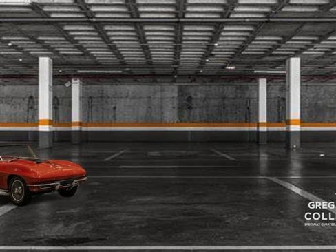 Used 2023 Land Rover Defender 110 SE image 2