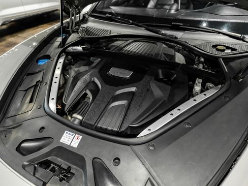 Used 2018 Porsche Panamera 4 AWD/4WD image 55
