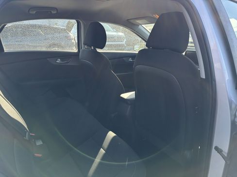 Used 2019 Kia Forte LXS image 23