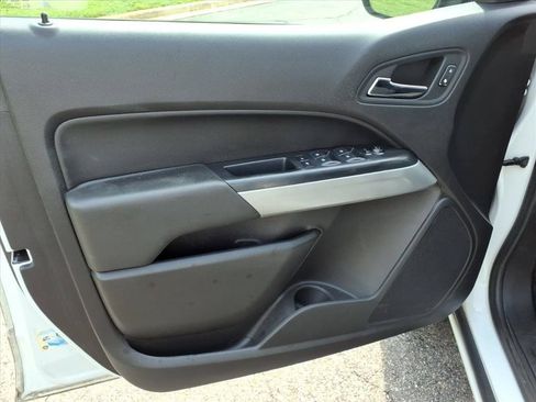 Used 2019 Chevrolet Colorado LT AWD/4WD image 22