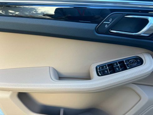 New 2026 Porsche Macan S image 12