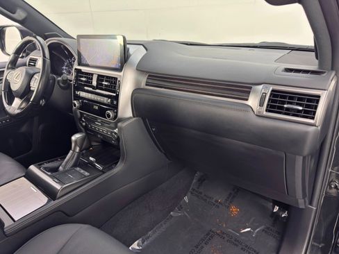 Used 2023 Lexus GX 460 Premium image 15