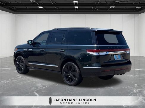 Certified 2022 Lincoln Navigator Black Label AWD/4WD image 3