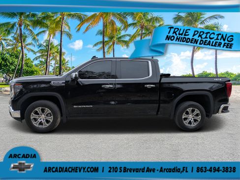 Used 2024 GMC Sierra 1500 SLT AWD/4WD image 7