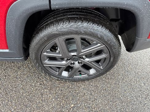 New 2026 Jeep Compass Latitude image 19