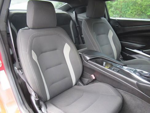 Used 2017 Chevrolet Camaro LT w/ RS Package RWD image 10