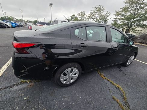 Used 2025 Nissan Versa S w/ Trunk Package FWD image 8