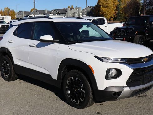 Used 2022 Chevrolet TrailBlazer LT w/ Convenience Package image 7