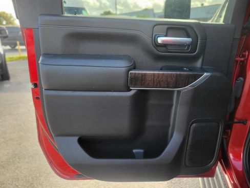 Used 2022 GMC Sierra 2500 Denali w/ Denali Ultimate Package image 14