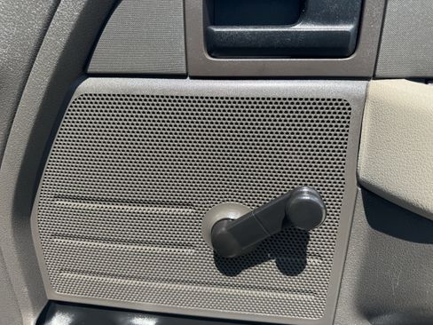 Used 2009 Ford F150 XL RWD image 17