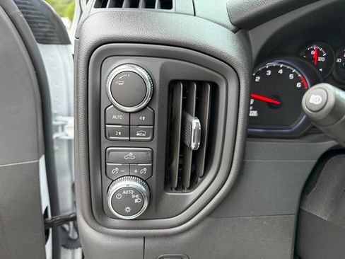 Used 2023 GMC Sierra 1500 Pro w/ Pro Value Package AWD/4WD image 15
