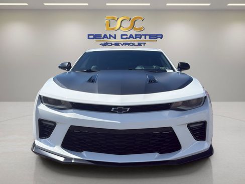 Used 2018 Chevrolet Camaro SS RWD image 8