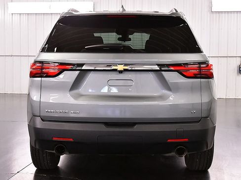 Used 2023 Chevrolet Traverse LT AWD/4WD image 6