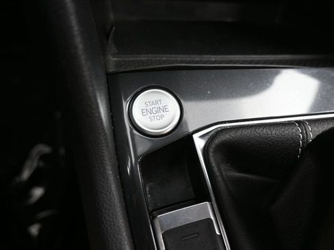 Used 2024 Volkswagen Tiguan SE R-Line FWD image 30